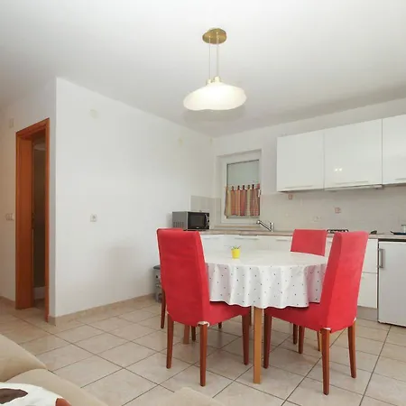 Katarina 2054 Apartment *