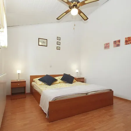 Apartment Katarina 2054